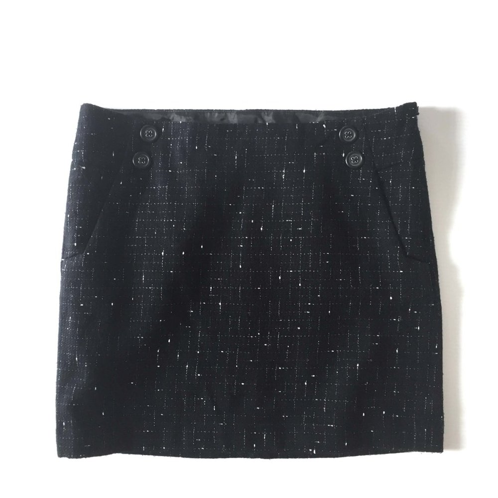 Ann Taylor Loft Black skirt w/White print